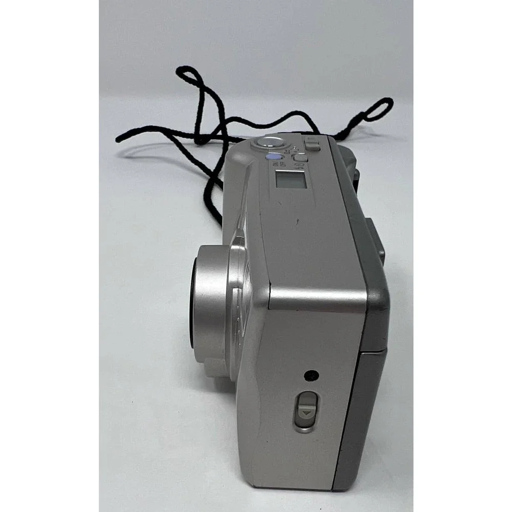 Konica Minolta AF Zoom 80 35mm Camera Point & Shoot Remote FOR PARTS ONLY‎